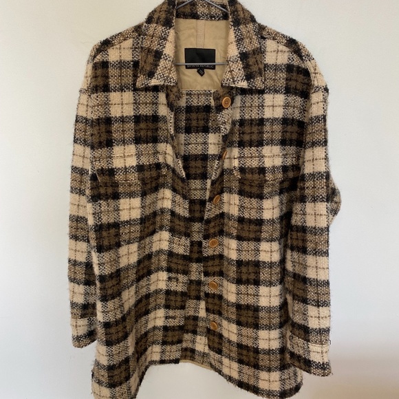 Banana Republic Oversized Italian Bouclé Shirt Jacket - Picture 4 of 6